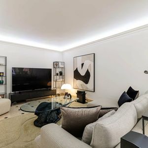 Property in Carre d'Or