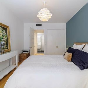 Property in Carre d'Or