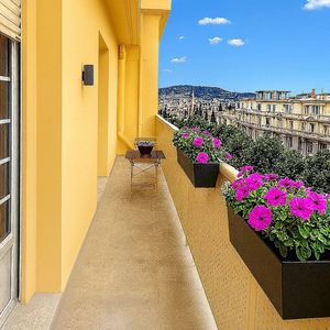 Property in Musicians Quarter