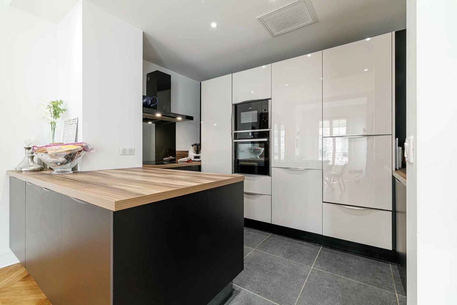 Property photo in Musicians Quarter