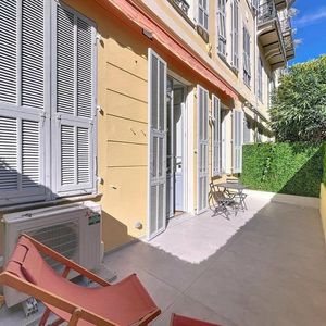 Property in Musicians Quarter