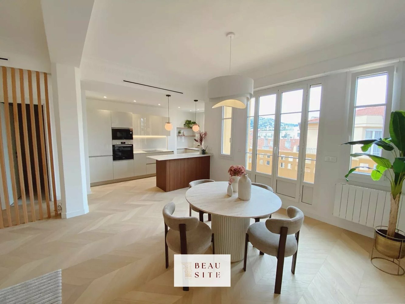 Property photo in Musicians Quarter