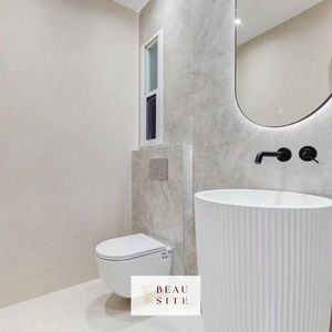 Property in Musicians Quarter