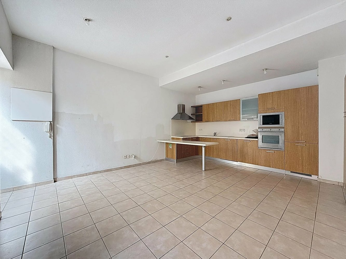 Property photo in Port