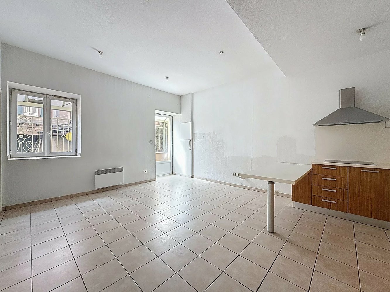 Property photo in Port