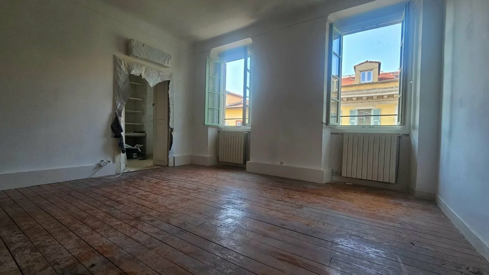 Property photo in Port