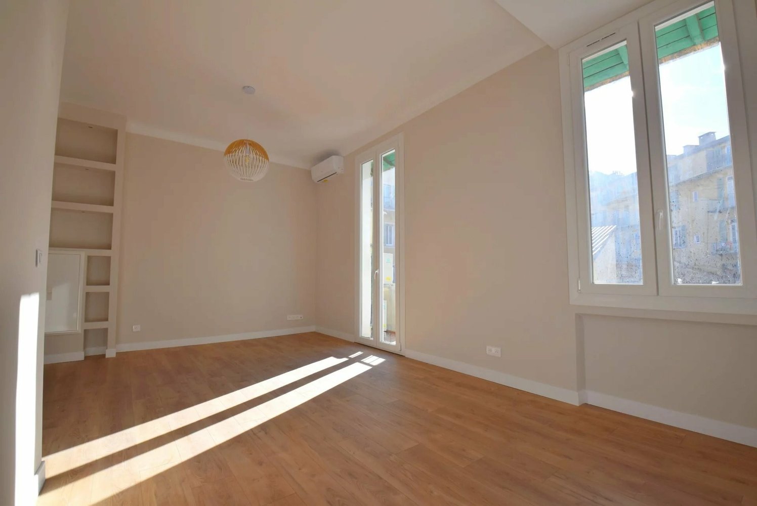 Property photo in Port