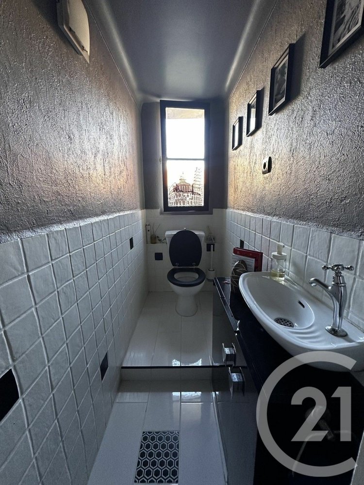 Property photo in Port