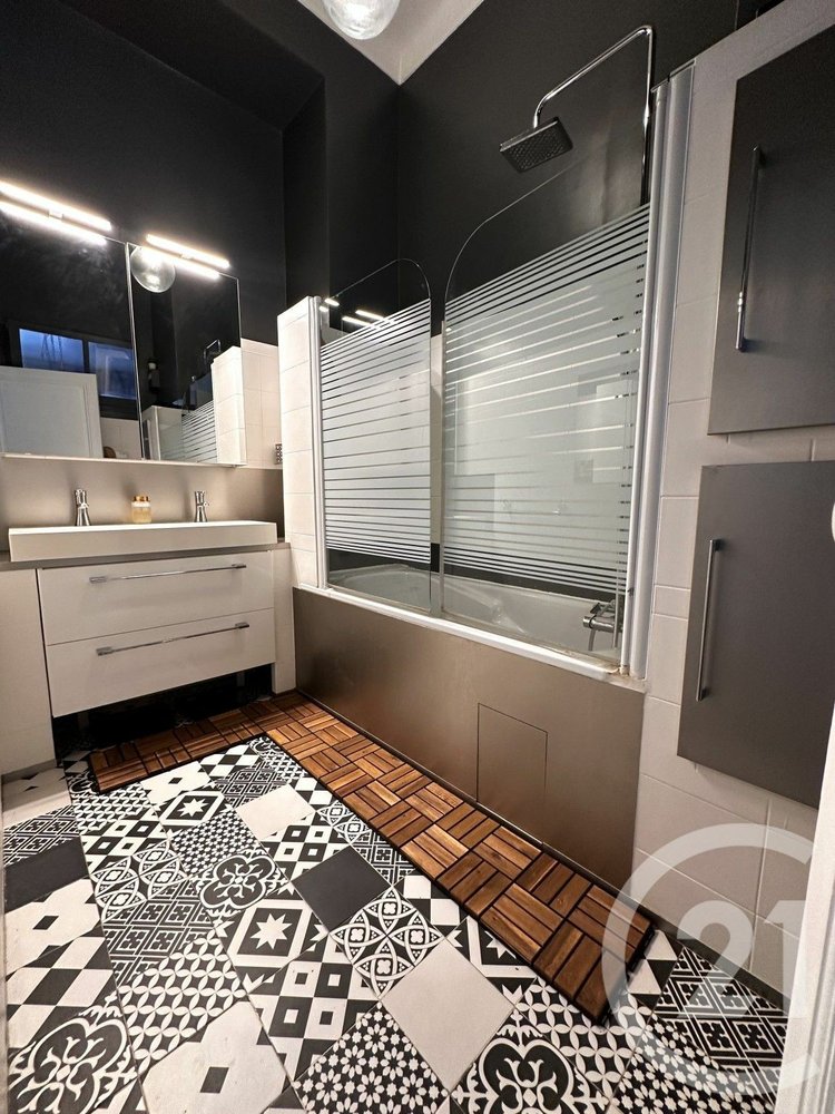 Property photo in Port