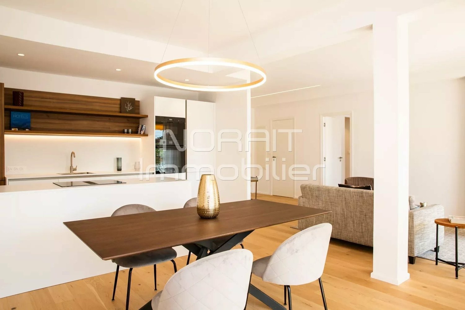 Property photo in Carre d'Argent