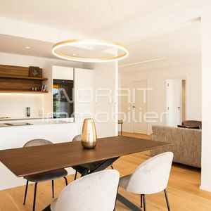 Property in Carre d'Argent