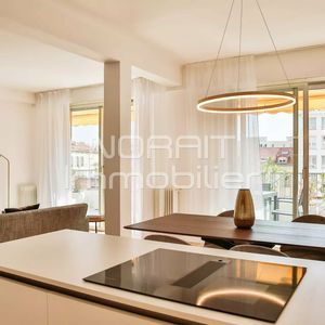 Property in Carre d'Argent