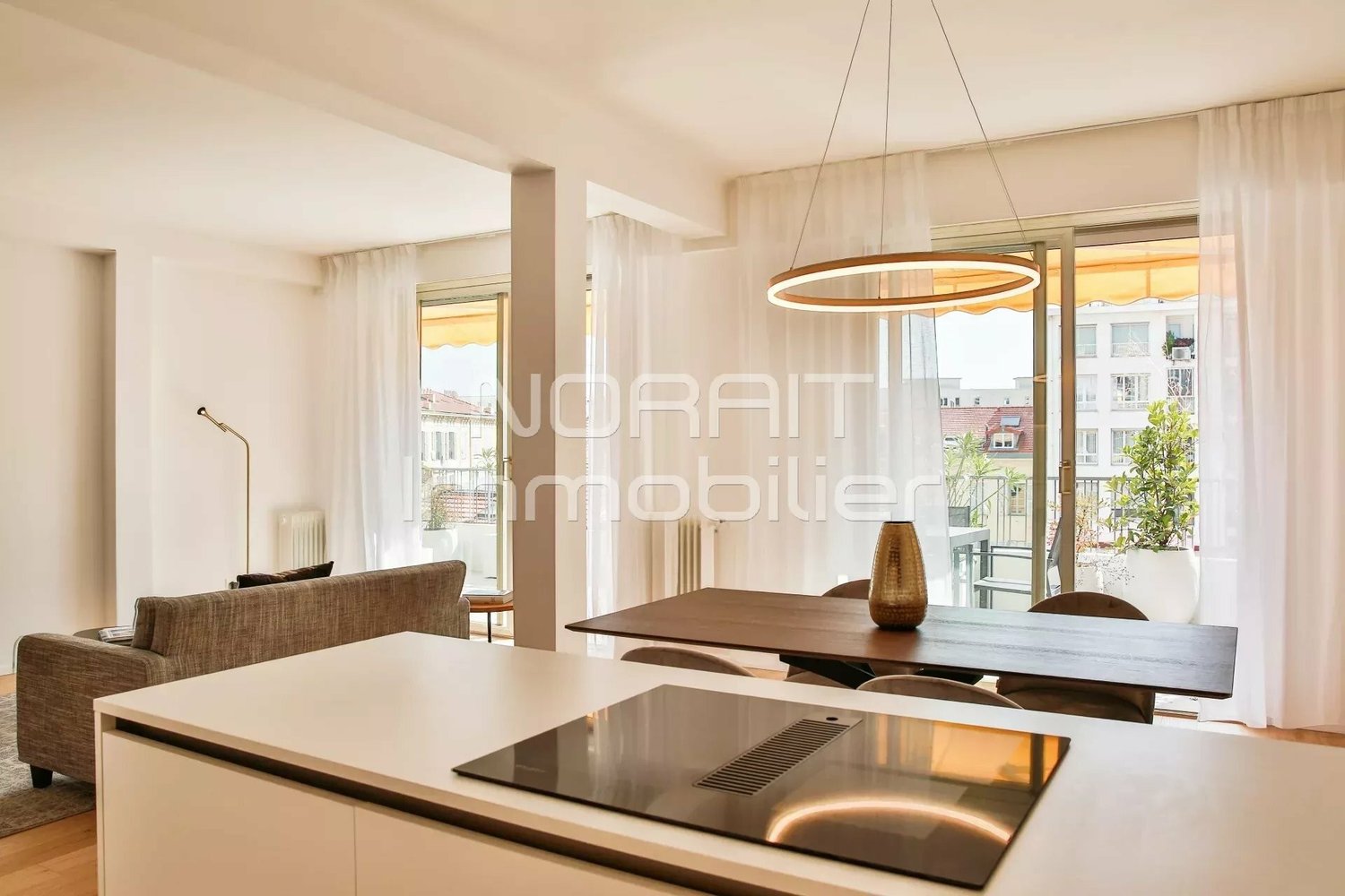 Property photo in Carre d'Argent