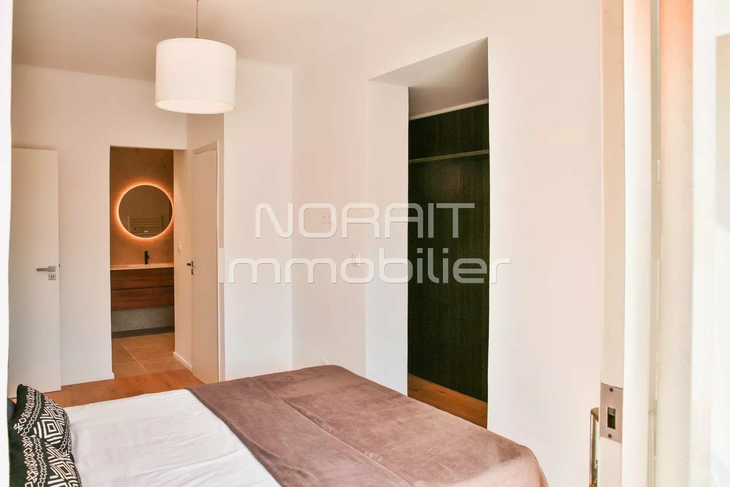 Property photo in Carre d'Argent