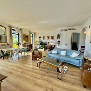 Property in Carre d'Argent