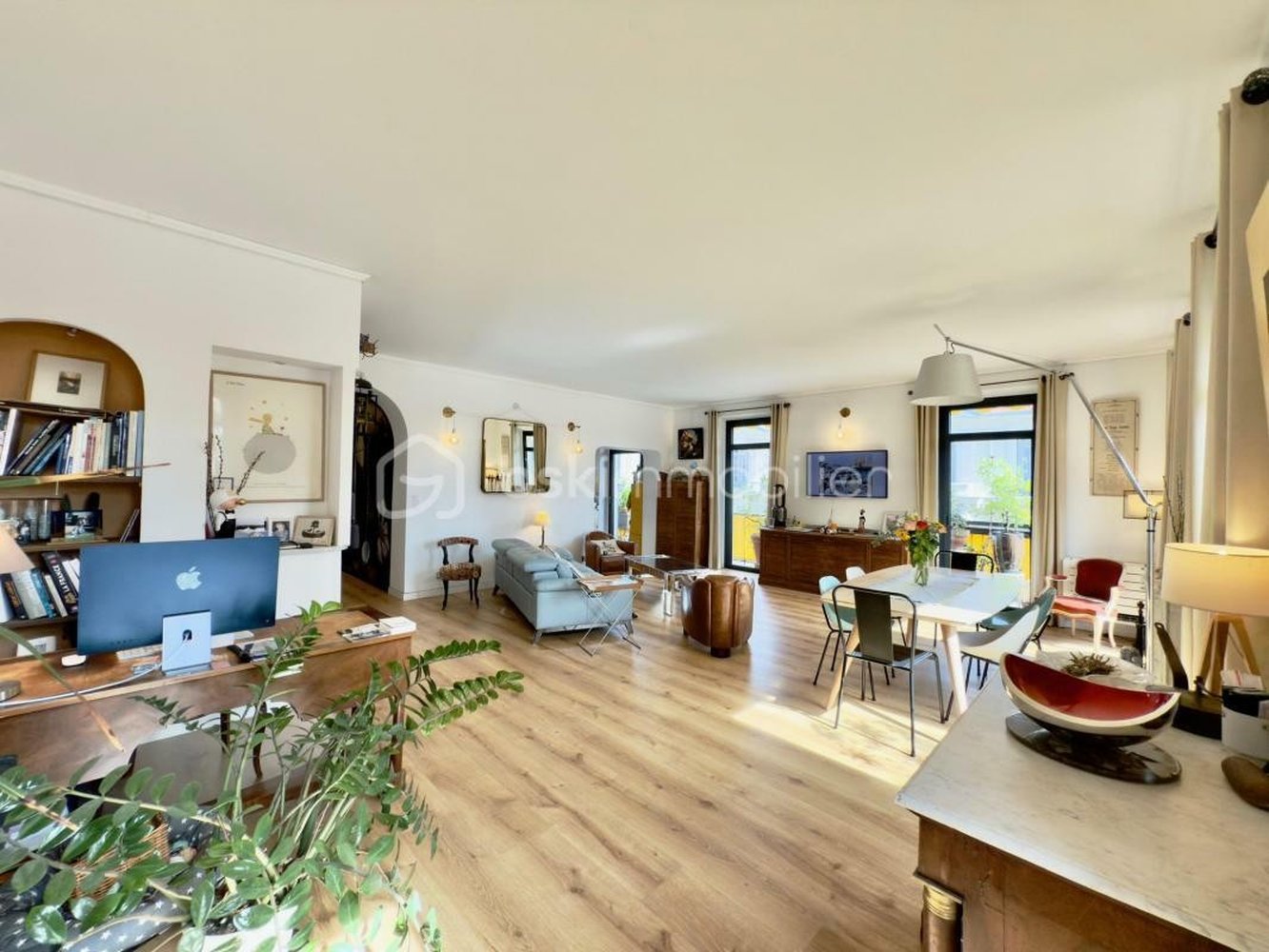 Property photo in Carre d'Argent