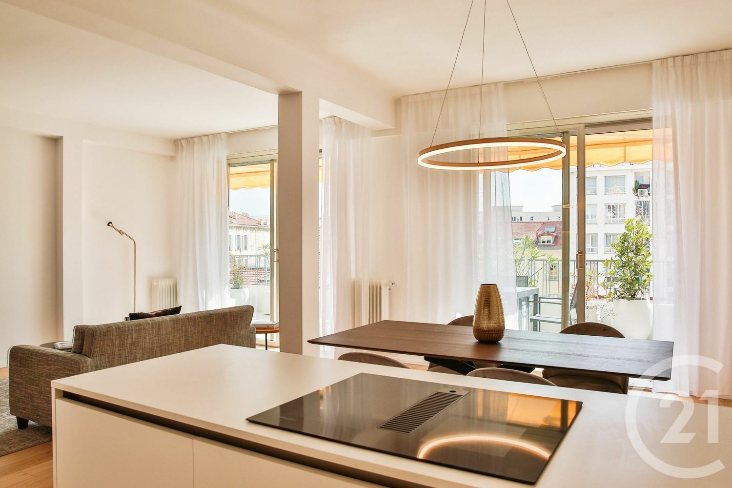 Property photo in Carre d'Argent