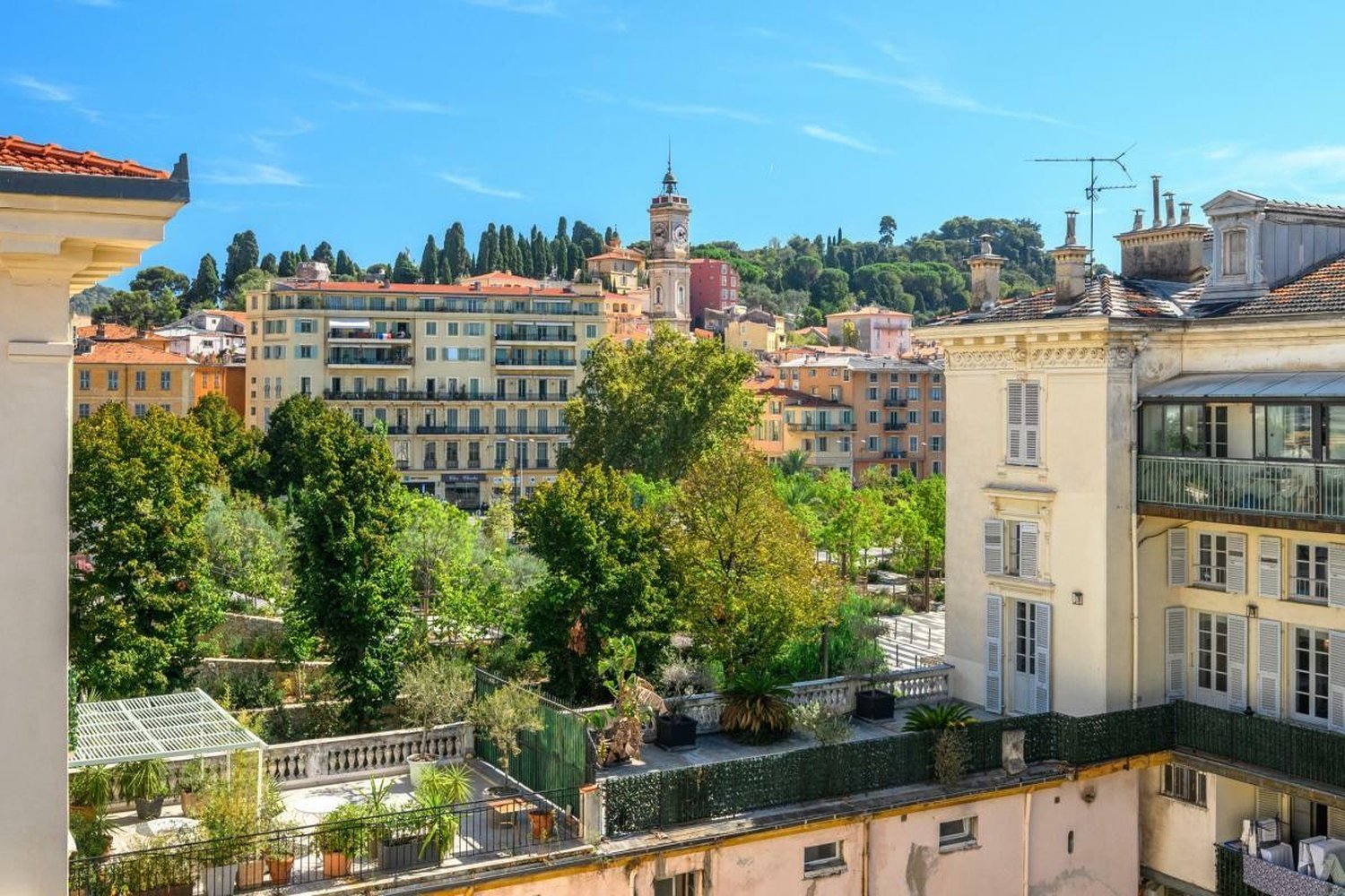 Property photo in Carre d'Argent