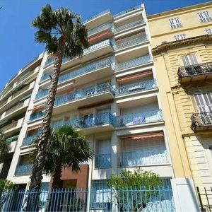 Property in Carre d'Argent