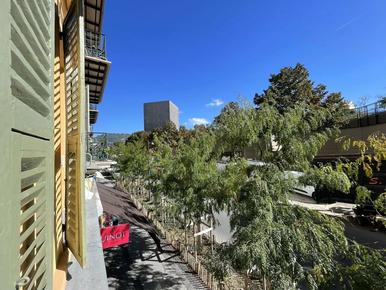 Property photo in Carre d'Argent