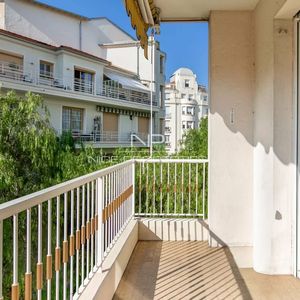 Property in Carre d'Argent