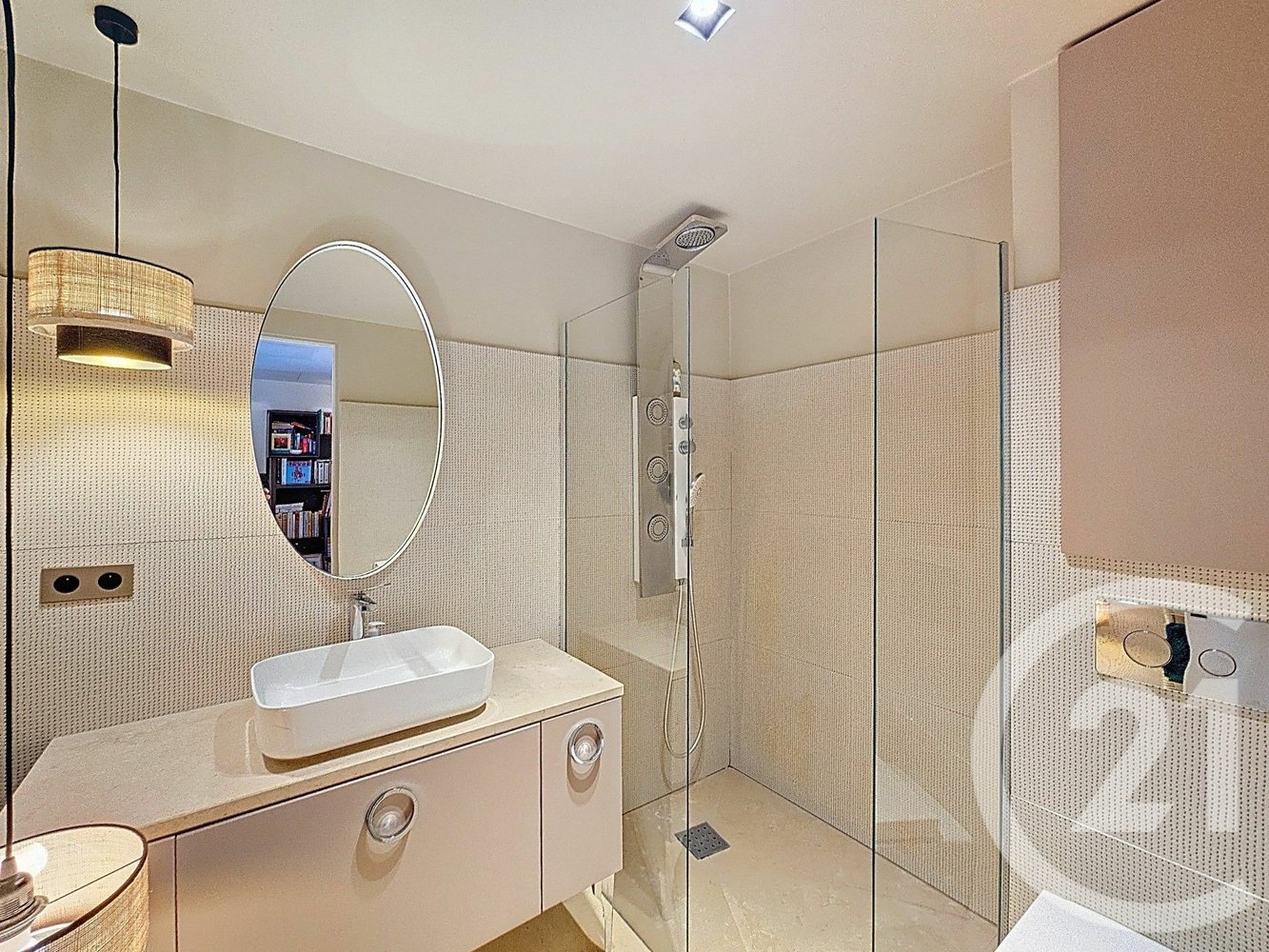 Property photo in Carre d'Argent