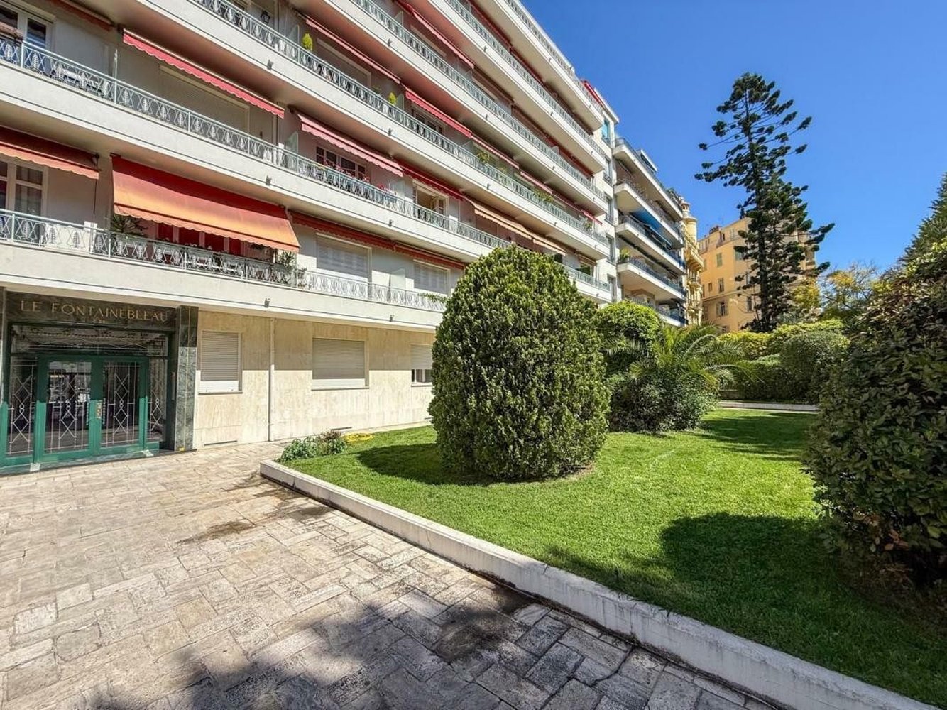 Property photo in Carre d'Argent