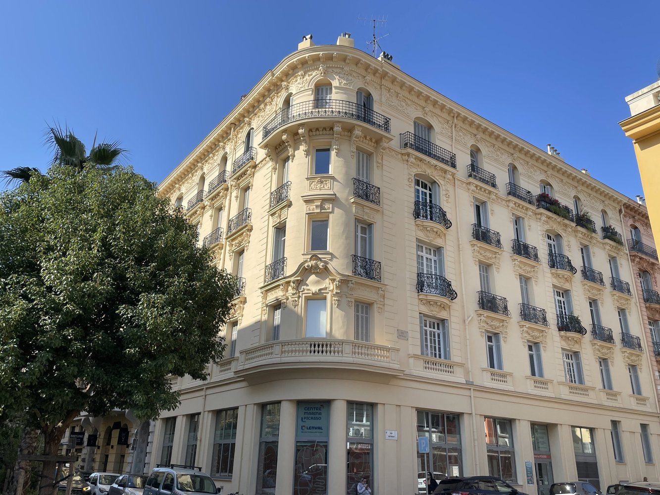 Property photo in Carre d'Argent