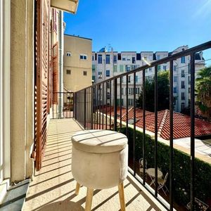 Property in Carre d'Argent