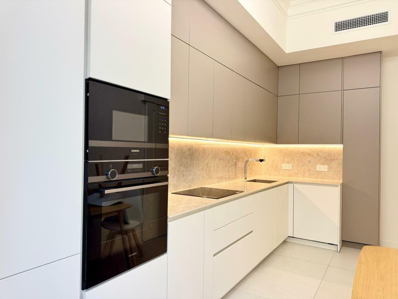 Property photo in Carre d'Argent