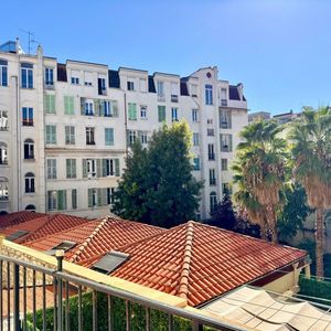 Property in Carre d'Argent