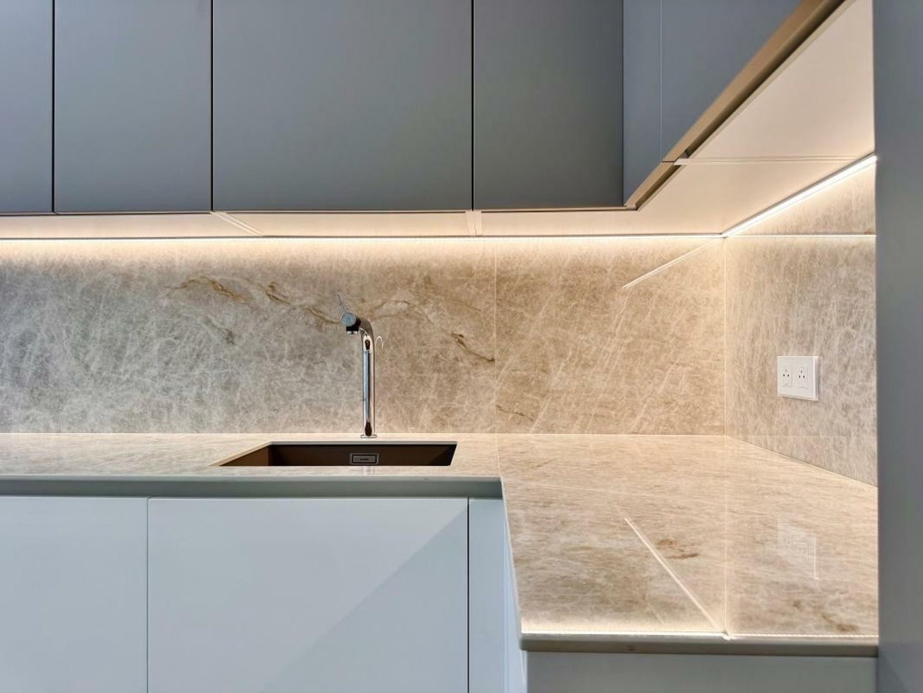 Property photo in Carre d'Argent