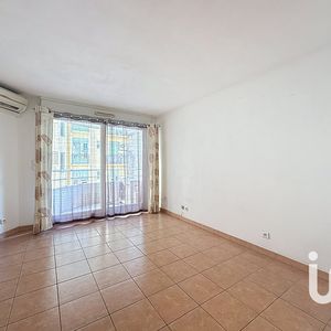 Property in Carre d'Argent