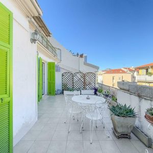 Property in Carre d'Argent