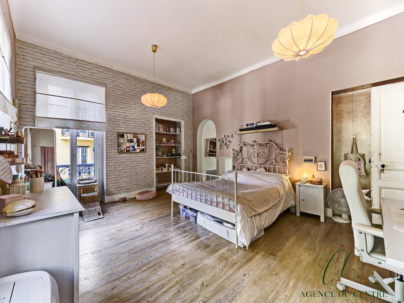 Property photo in Carre d'Argent