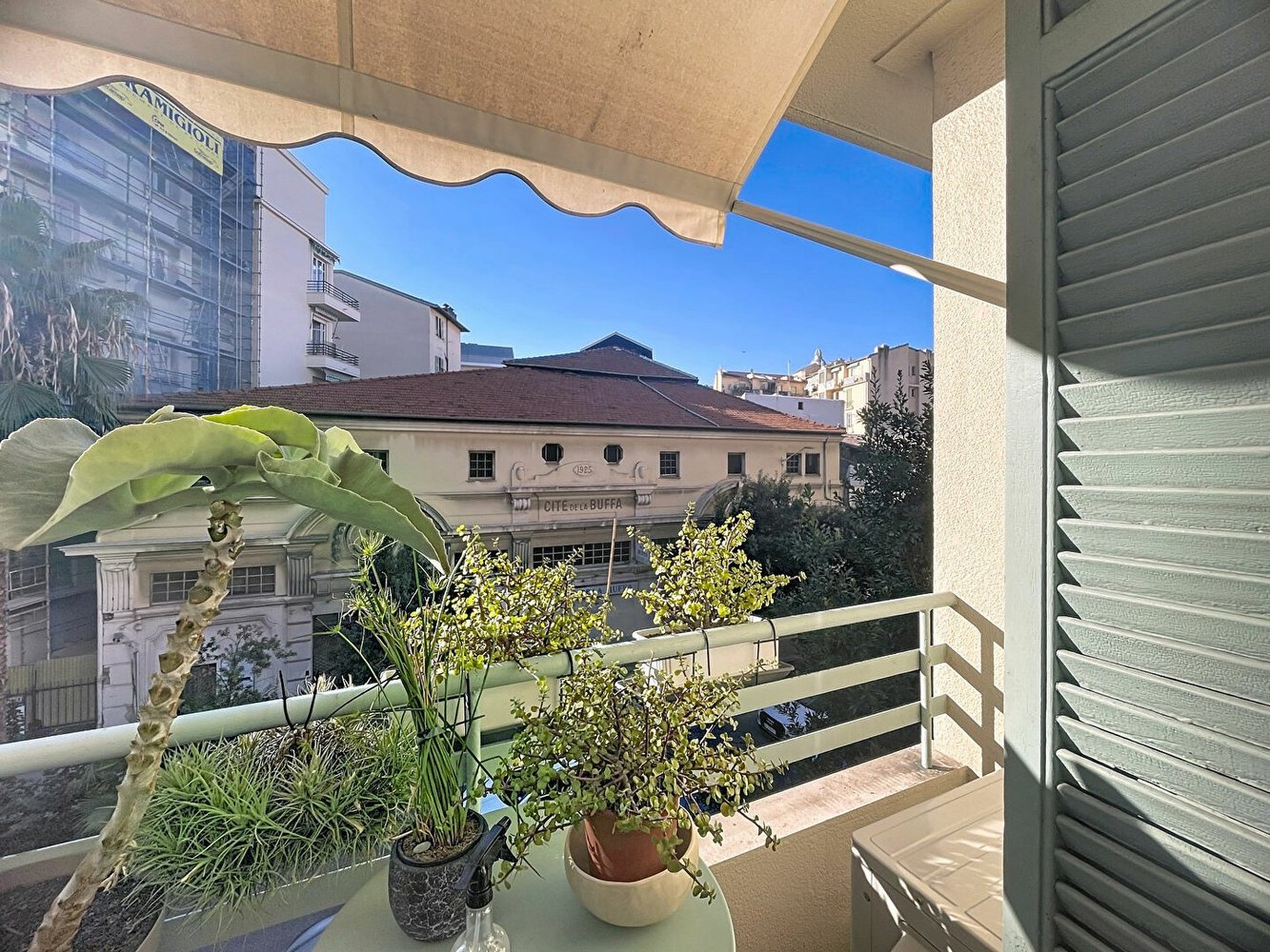 Property photo in Carre d'Or