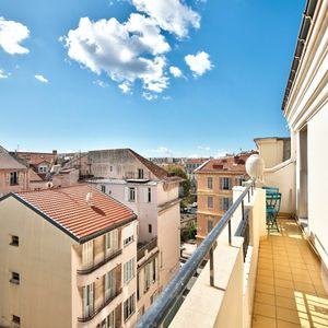 Property in Carre d'Or