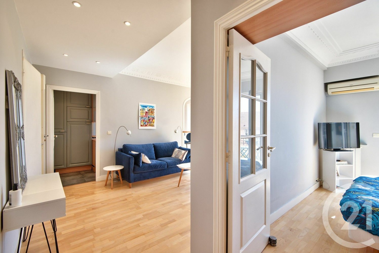 Property photo in Carre d'Or