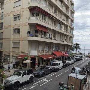 Property in Carre d'Or