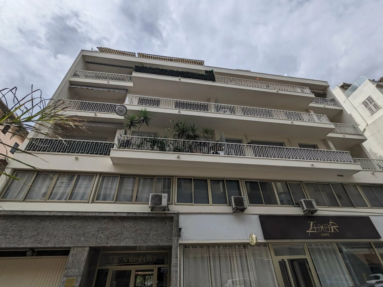 Property photo in Carre d'Or