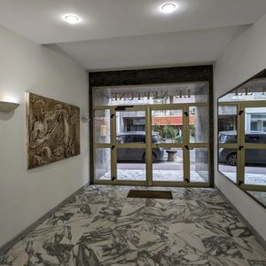 Property in Carre d'Or