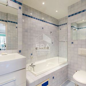 Property in Carre d'Or