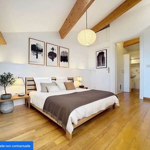 Property in Carre d'Or