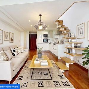 Property in Carre d'Or