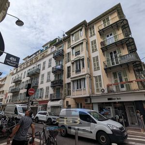 Property in Carre d'Or