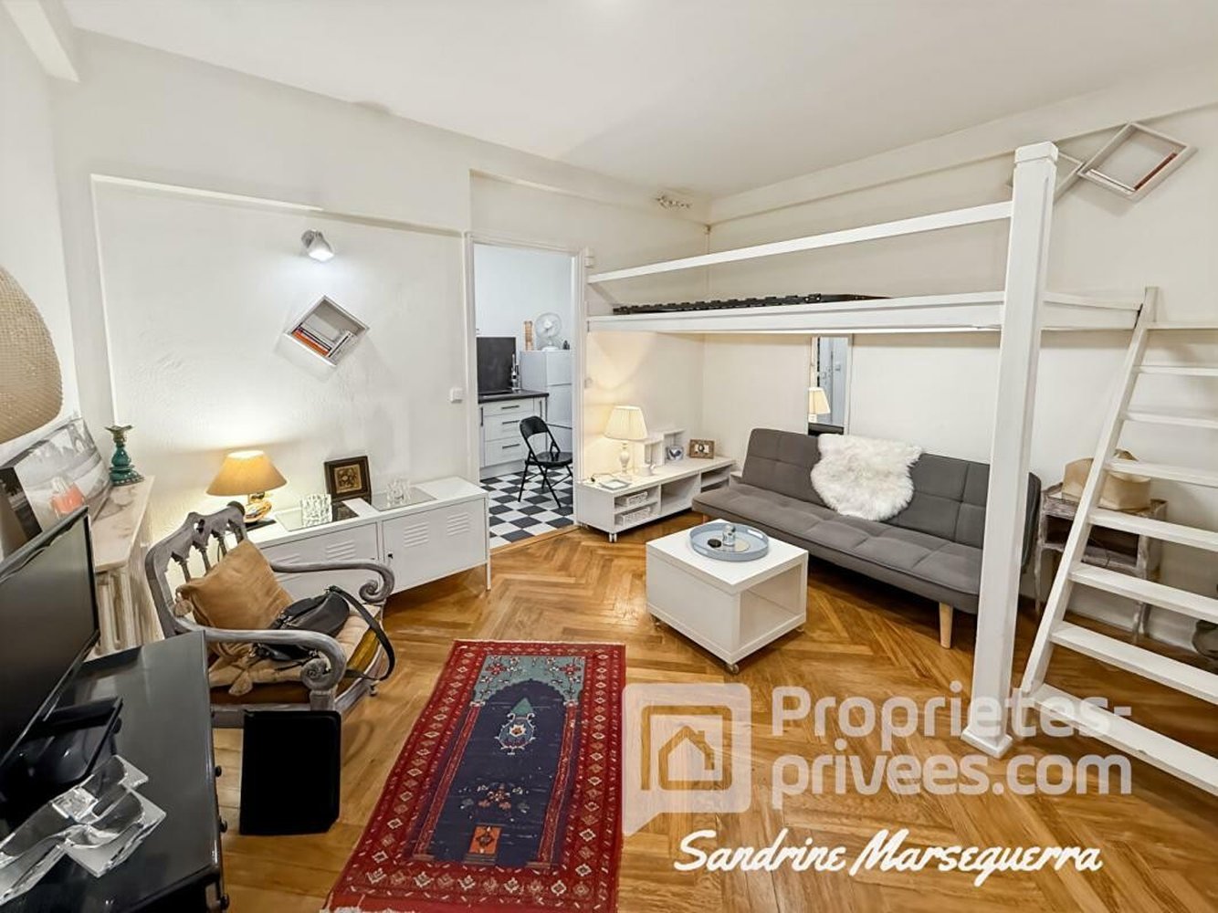 Property photo in Carre d'Or