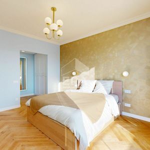 Property in Carre d'Or