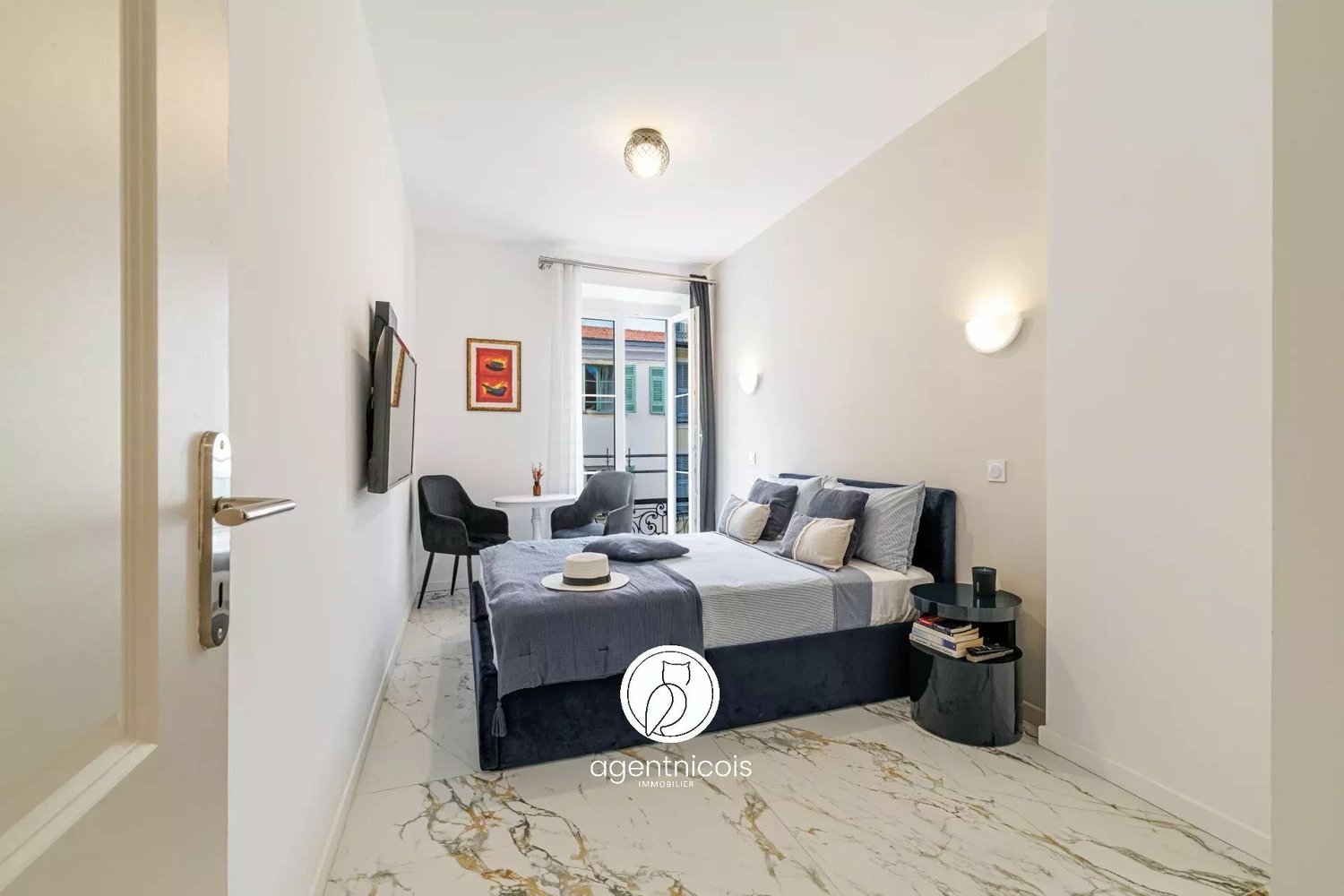 Property photo in Carre d'Or