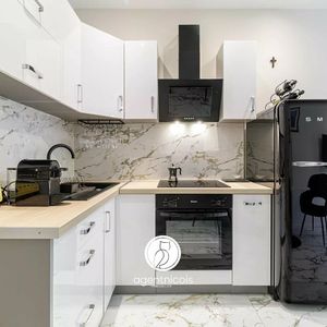 Property in Carre d'Or