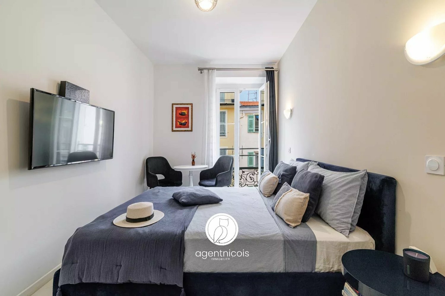 Property photo in Carre d'Or